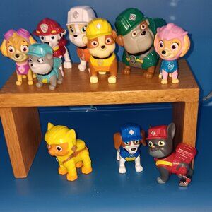 10 paw patrol figures